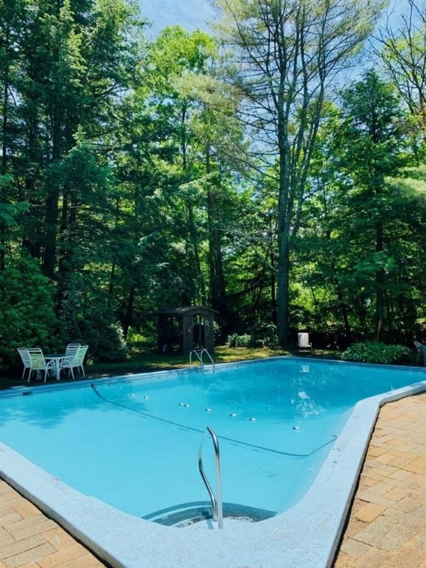 Stay Berkshires image 1